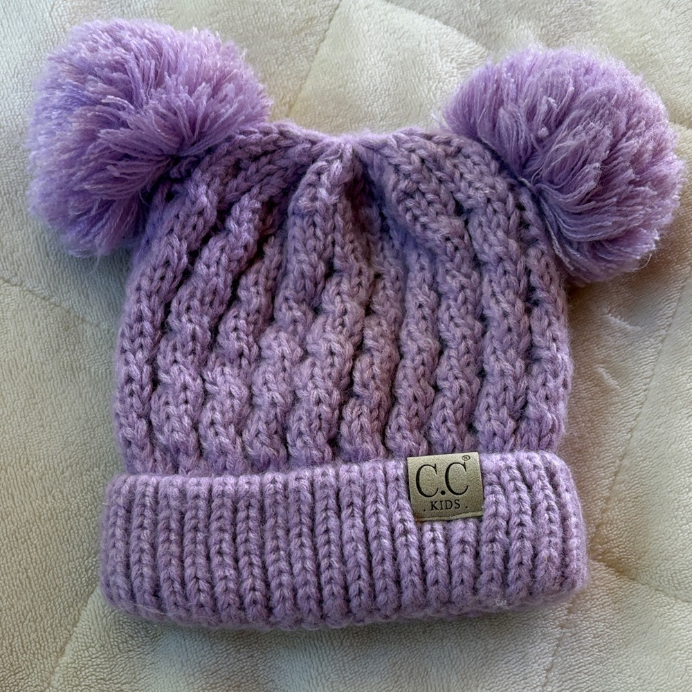 CC Kids hat in lavender.